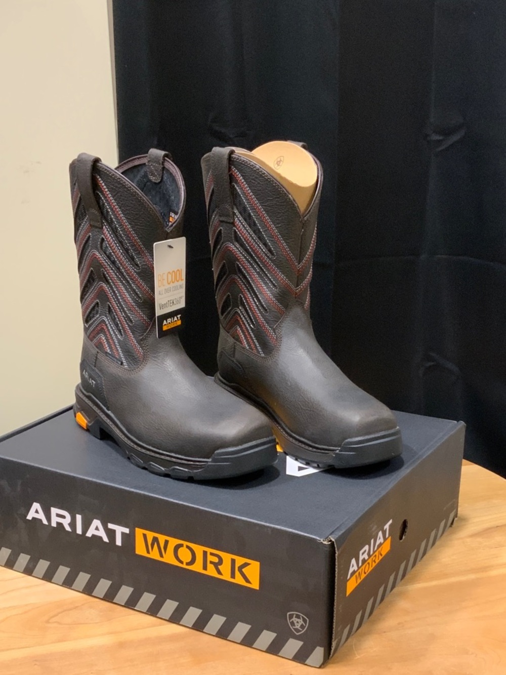 Ariat Black Men’s Intrepid VentTEK Comp Toe